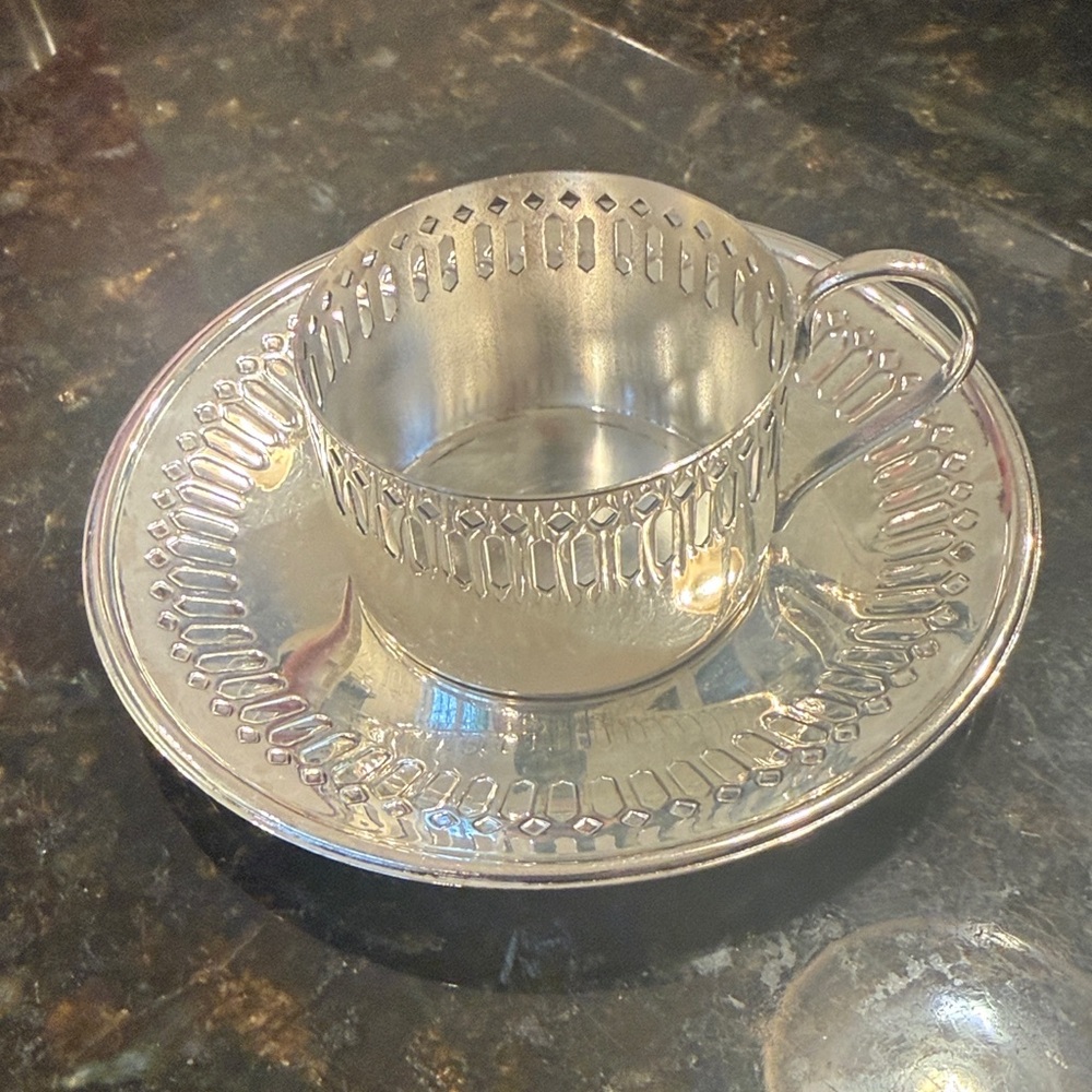BELLINI Silver Metal Teacup and Saucer Set